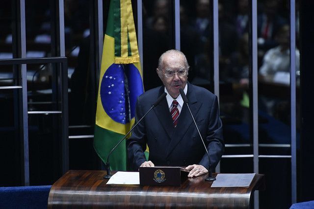 Criamos uma sociedade democrática forte no Brasil, diz Sarney em evento