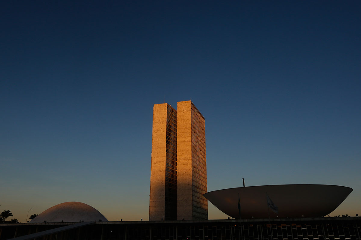 Veja quais partidos mais aderiram à instalação de CPMI do INSS