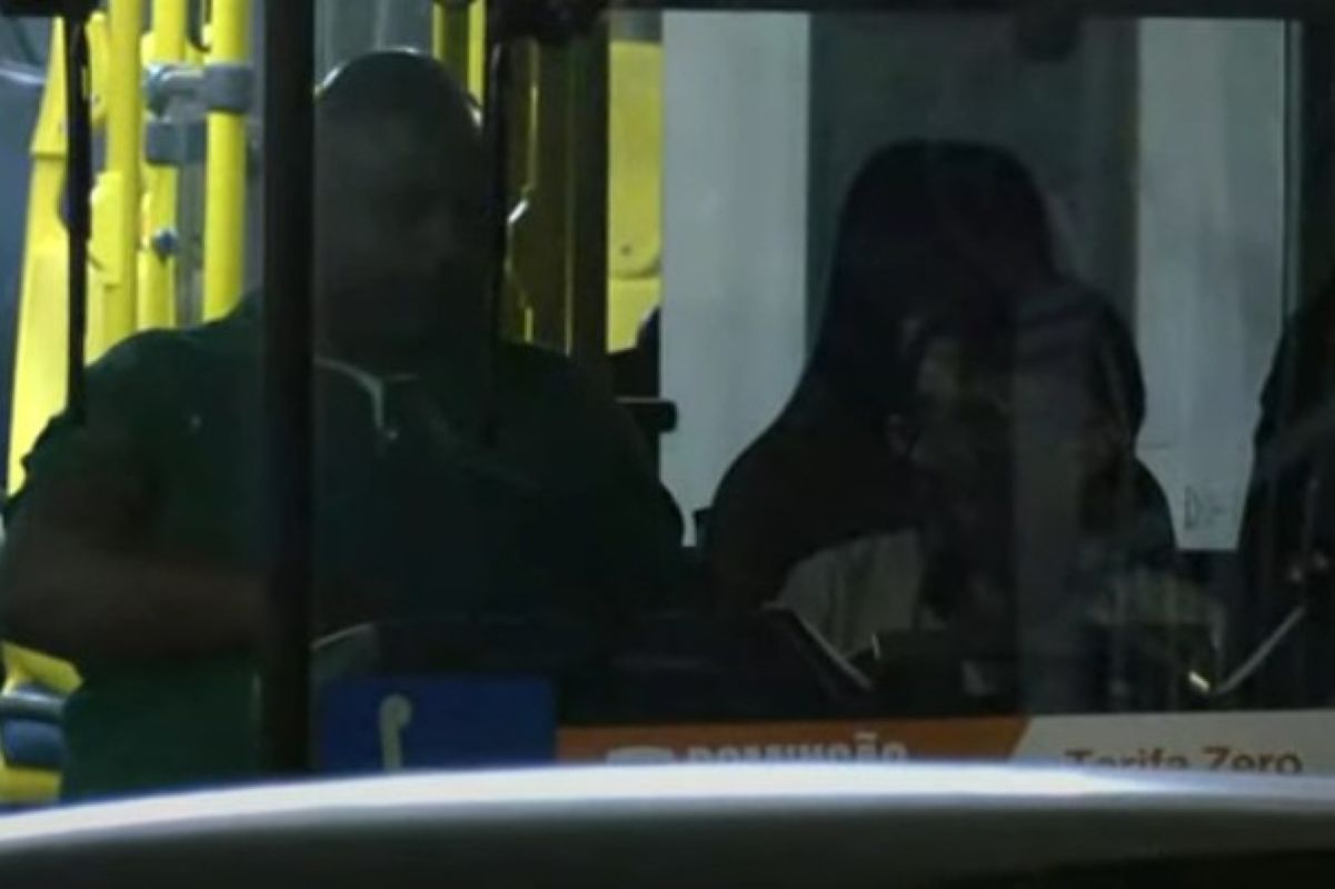 Quem é o sequestrador que fez motorista de ônibus refém na zona leste