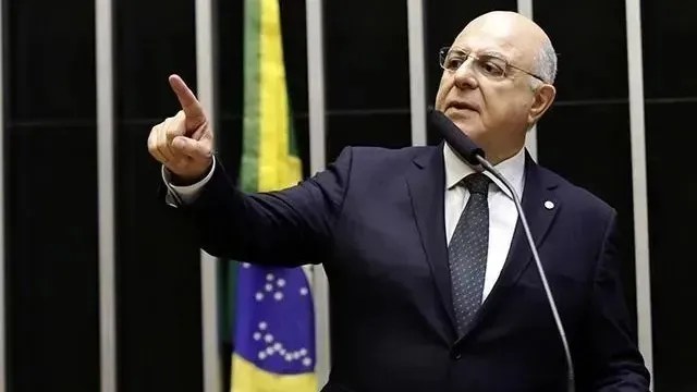 Câmara aprova novo marco para concessões e PPPs; texto retorna ao Senado