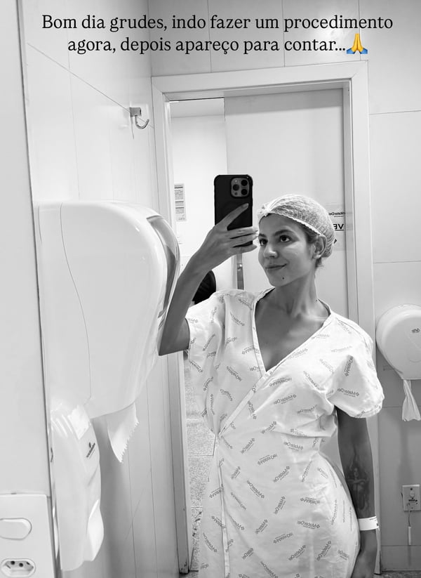 Hariany Almeida passa por procedimento médico e desabafa: “Cólica”