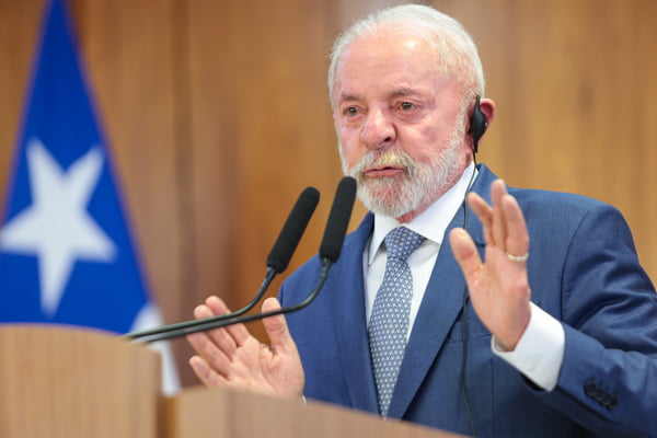 Governo quer fazer “pente-fino” antes de ressarcir aposentados do INSS