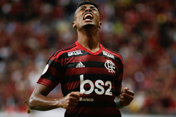 Blaze confirma à PF que recebeu 5 apostas em cartão de Bruno Henrique