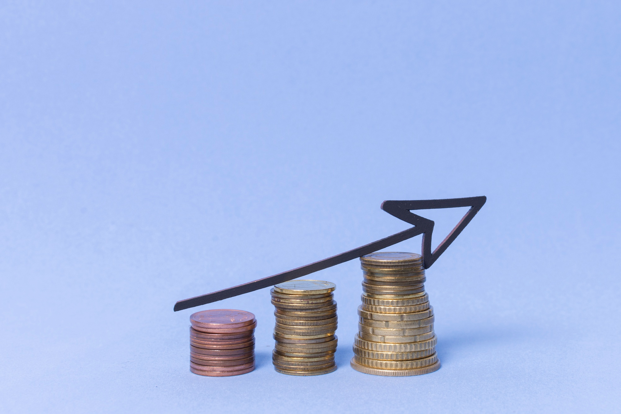 confira as ações mais recomendadas para investir em maio