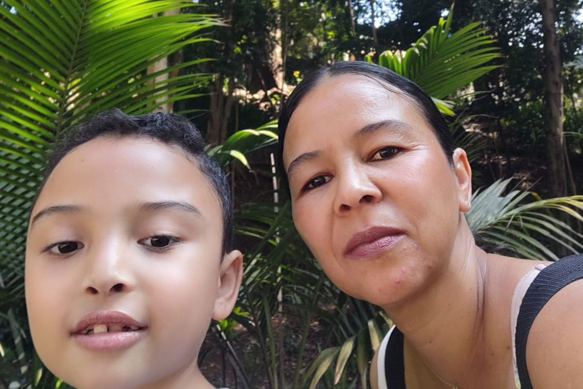 Crise no abastecimento de remédio causa angústia em mães de epiléticos