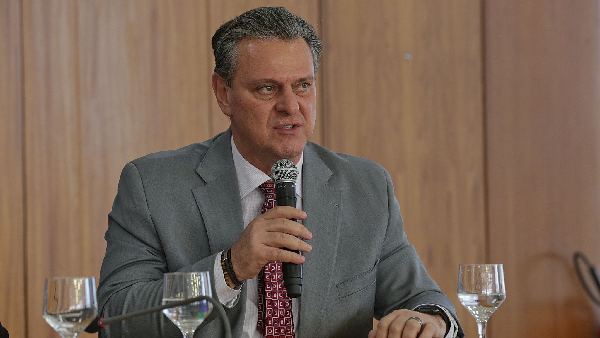 Fávaro diverge de Marina e apoia projeto de flexibilização ambiental