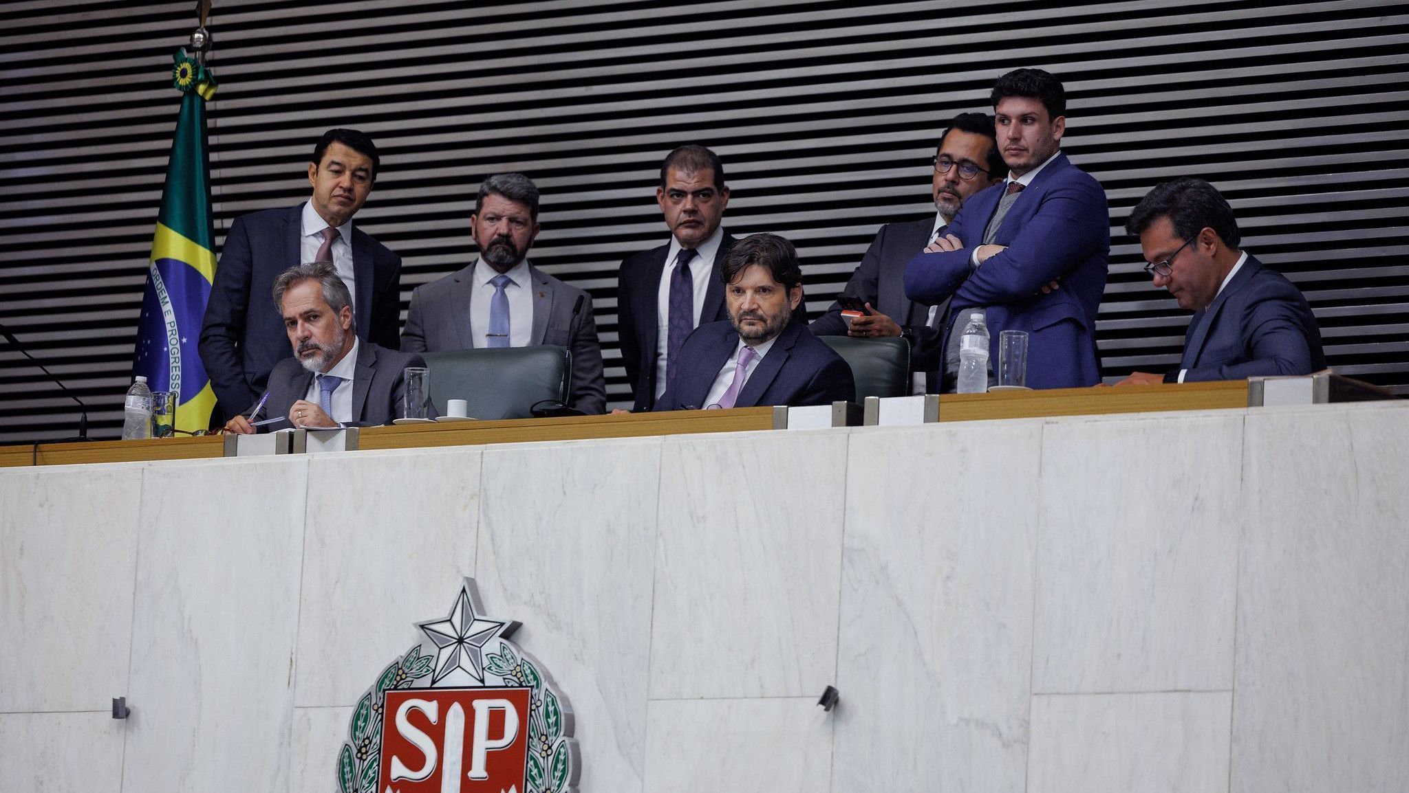 Alesp iguala reajuste no salário de Tarcísio ao de servidores