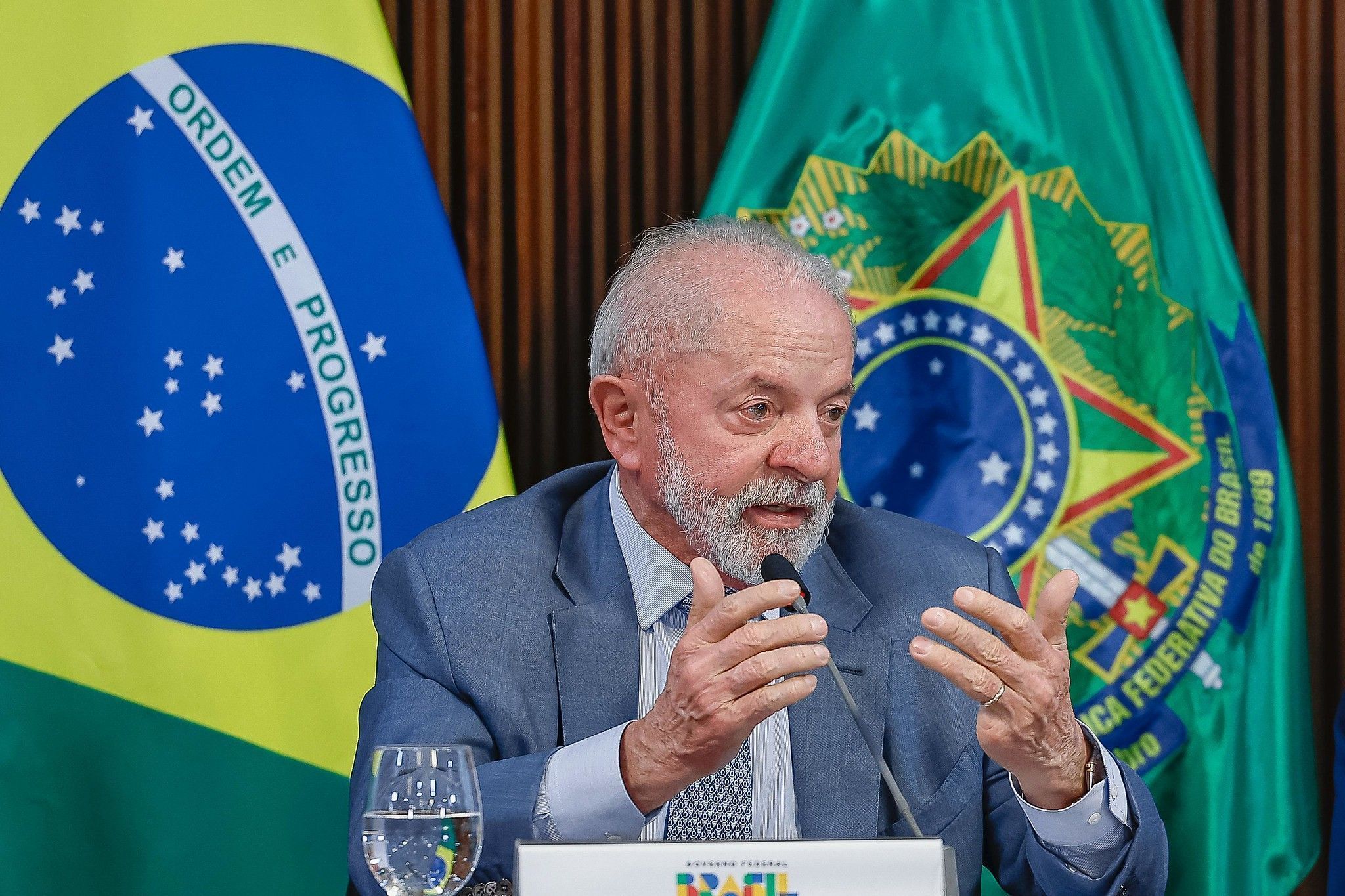 Governo Lula é desaprovado por 54%; aprovação é de 40%, diz Ipespe