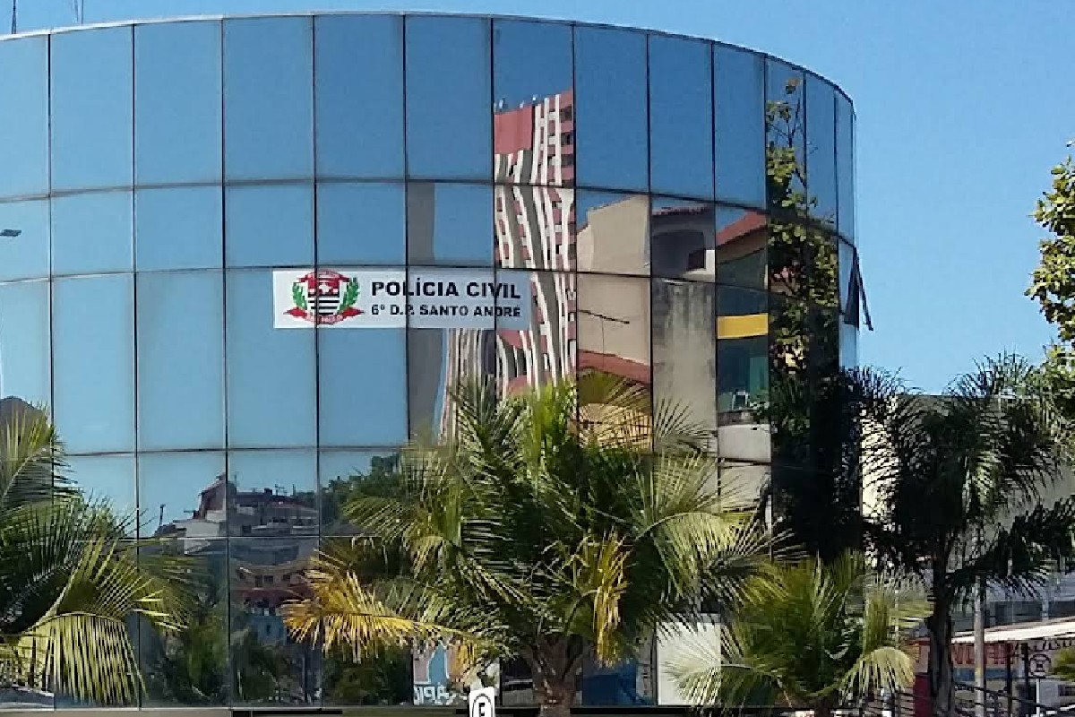 MPSP denuncia policiais que extorquiam funkeiros e influencers
