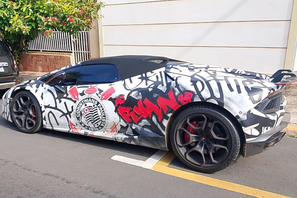 MC Ryan: Lamborghini de R$ 3 mi usada em cavalo de pau é apreendida