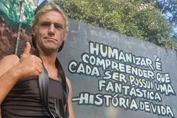 Paranaense troca carreira de designer por “experimento” nas ruas de SP