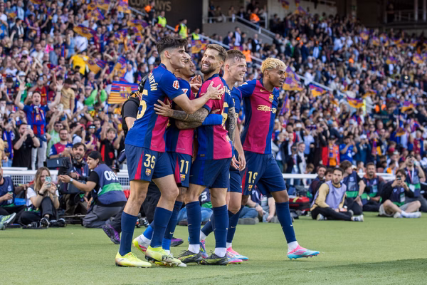 Barcelona coloca nove jogadores em barca de saída. Saiba quem são