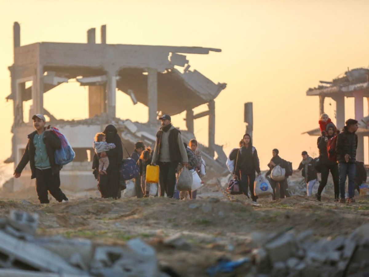 Brasileiros que escaparam de guerra na Faixa de Gaza chegam a SP