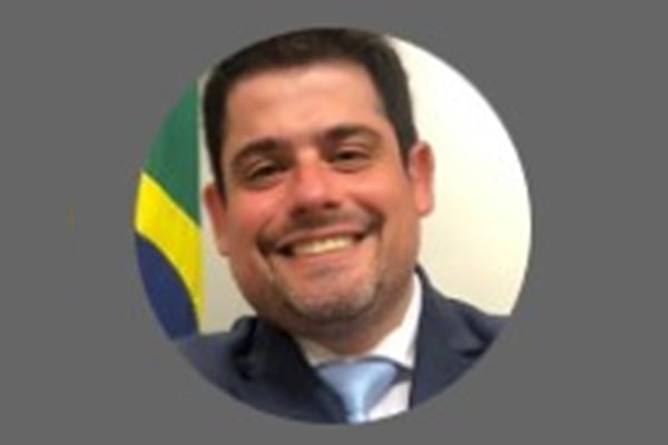 Saiba quem é o dentista que estuprou paciente durante consulta em SP