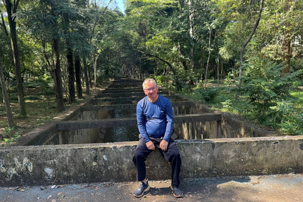 Conheça homem que plantou 40 mil árvores e transformou região de SP