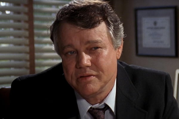 Morre Joe Don Baker, ator da franquia 007, aos 89 anos