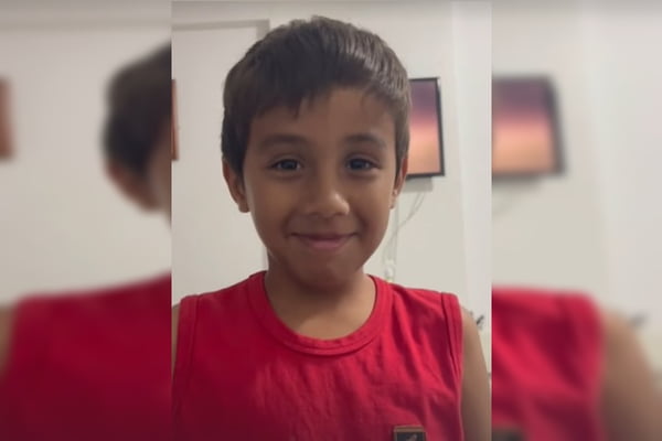 Corpo de menino de 7 anos atropelado por ônibus é velado no DF