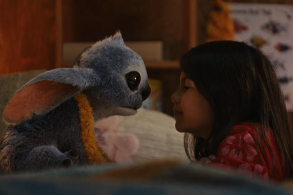 Lilo & Stitch estreia no cinema com história fiel ao filme original