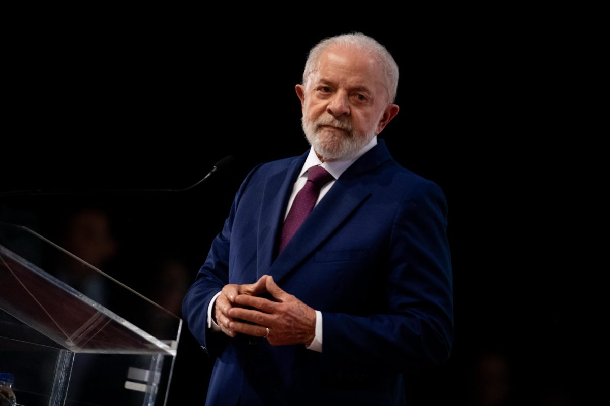 Oposição fala em impeachment de Lula após escândalo do INSS