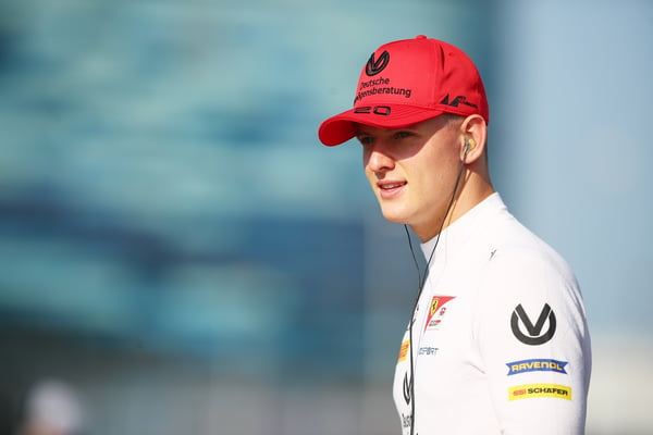 Vettel pede retorno de Mick Schumacher à Fórmula 1 : “Mais maduro”