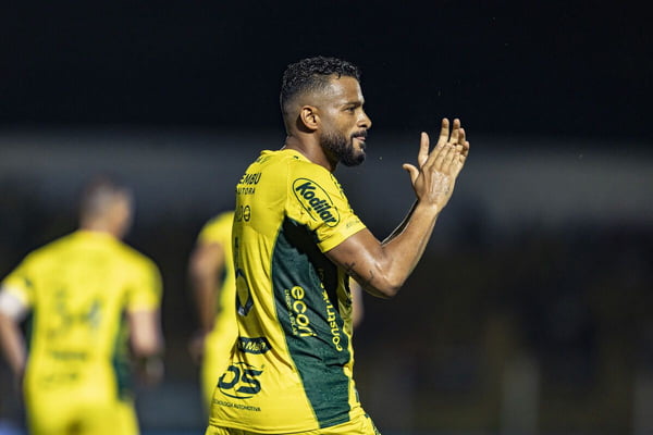 Saiba onde assistir a Bragantino x Mirassol; mandante pode virar líder
