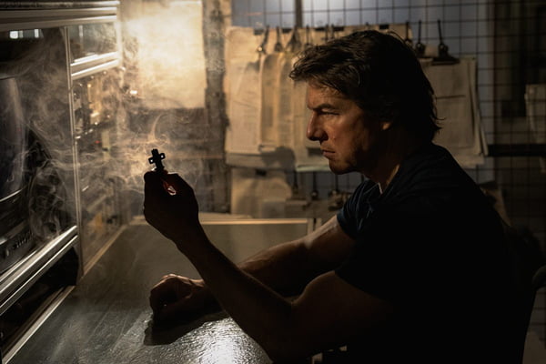 Tom Cruise agradece equipe de MI após boatos de fim da saga