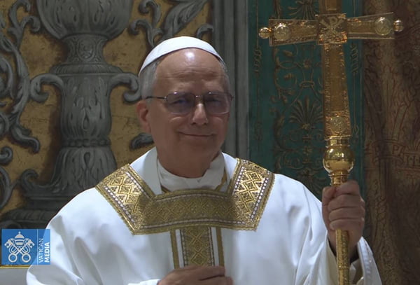 Saiba quanto é o salário do papa e qual deles abriu mão do pagamento