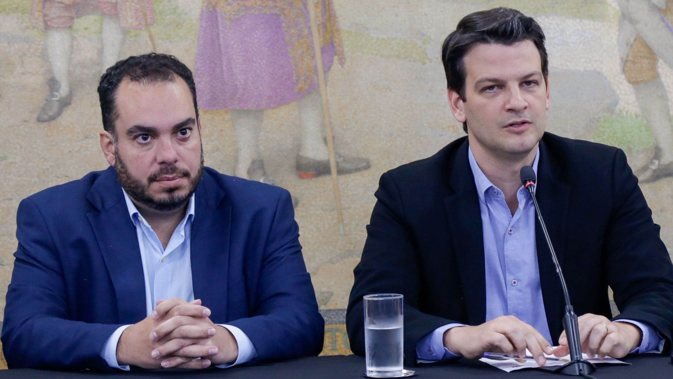 Justiça nega pedido de cassação do prefeito de Curitiba e de seu vice