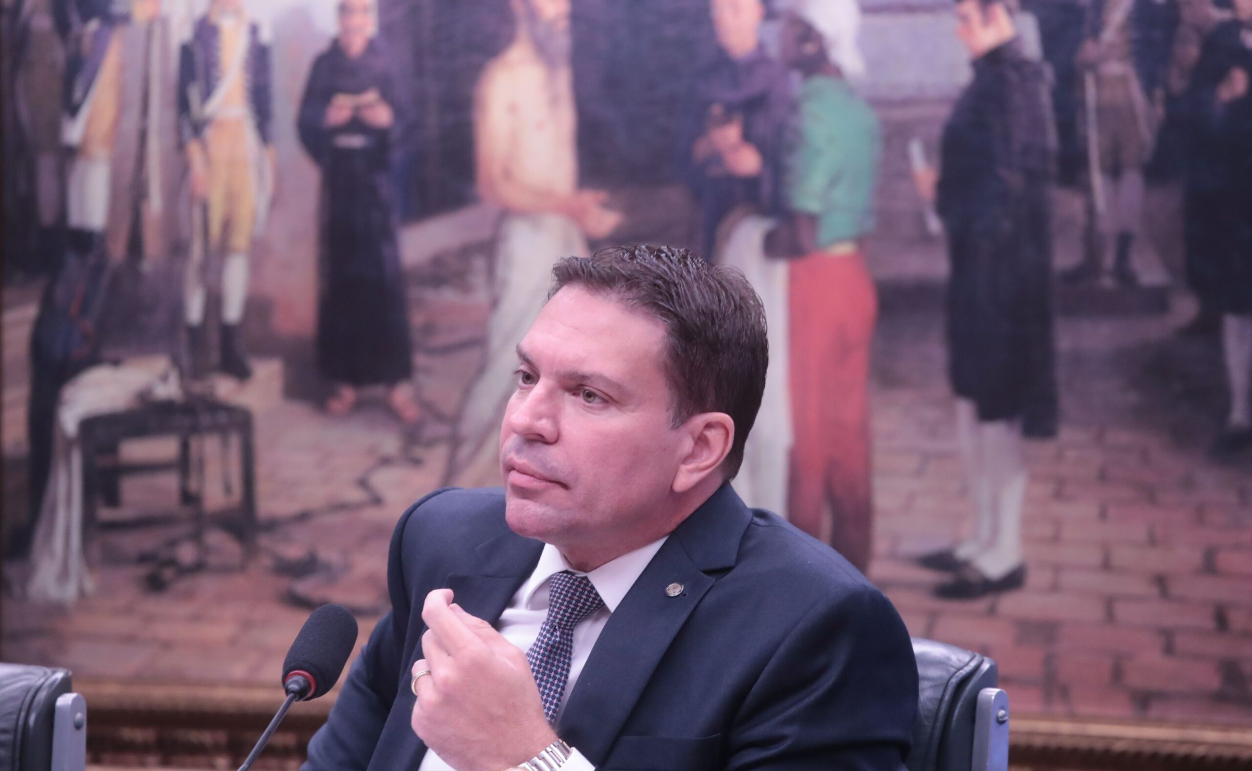 CCJ aprova suspender ação penal contra Ramagem no STF sobre plano de golpe
