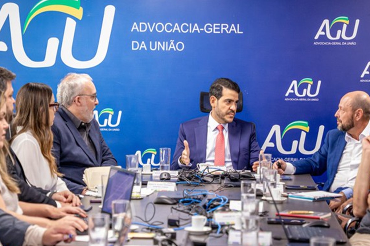 AGU e INSS alinham medidas para responsabilizar envolvidos em fraudes