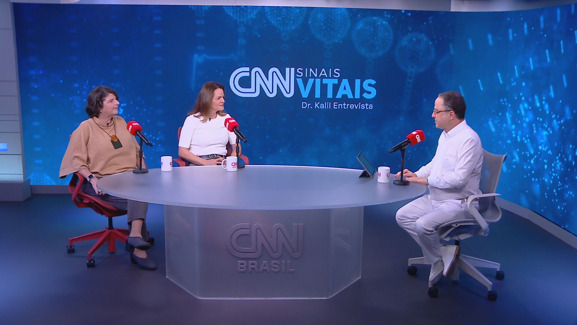 CNN Sinais Vitais: chance de ter Alzheimer cresce após 65 anos, diz médica