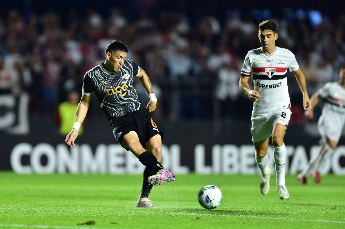 Libertadores: São Paulo empata no fim e garante vaga na próxima fase