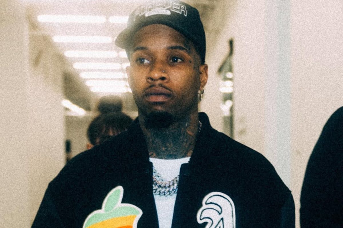 Tory Lanez, que atirou em Megan Thee Stallion, é esfaqueado na prisão