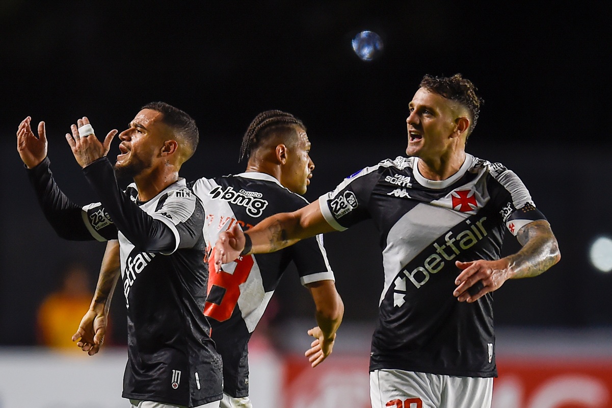 Operário-PR x Vasco: saiba onde assistir ao duelo da Copa do Brasil
