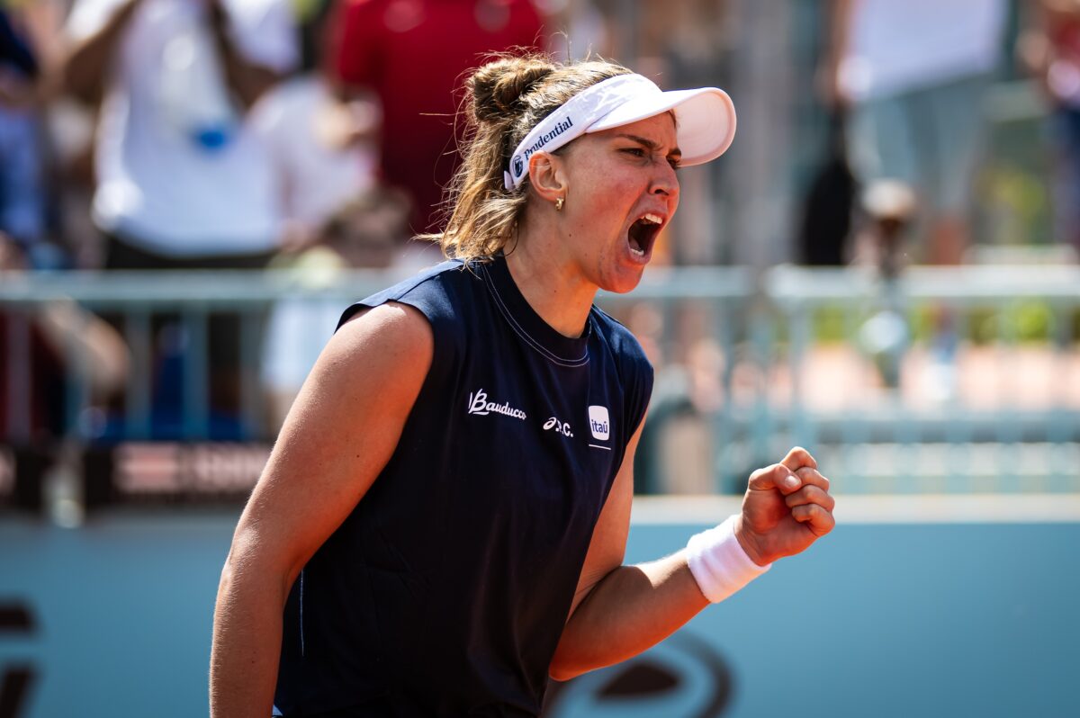 Bia Haddad vence no WTA 500 e volta às quartas após sete meses