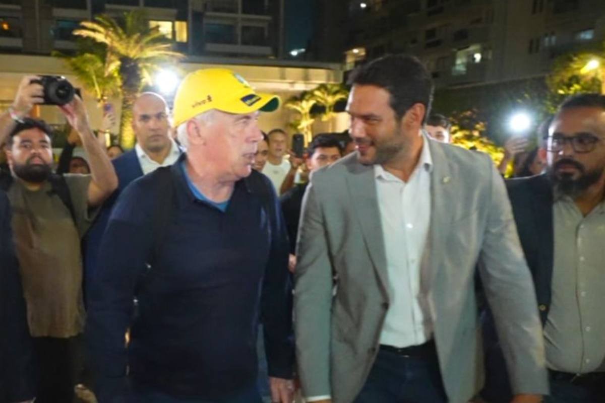 Ancelotti na chegada ao Brasil: “Aprendo português bem rápido”. Vídeo