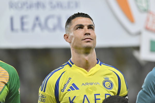 Presidente da Fifa confirma que Cristiano Ronaldo pode jogar o Mundial