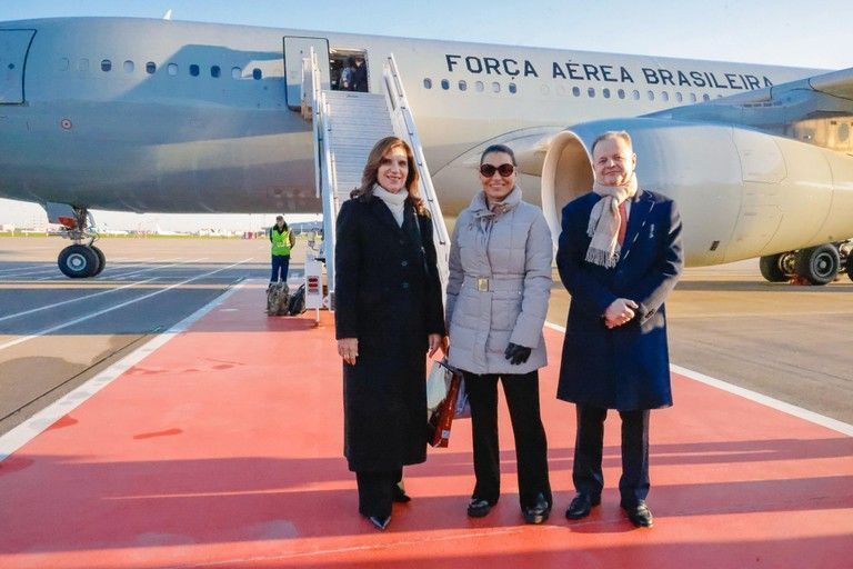 Janja desembarca em Moscou 5 dias antes de Lula e visita Kremlin