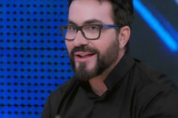 “Deselegante”, diz Fábio de Melo em vídeo que fez gerente ser demitido