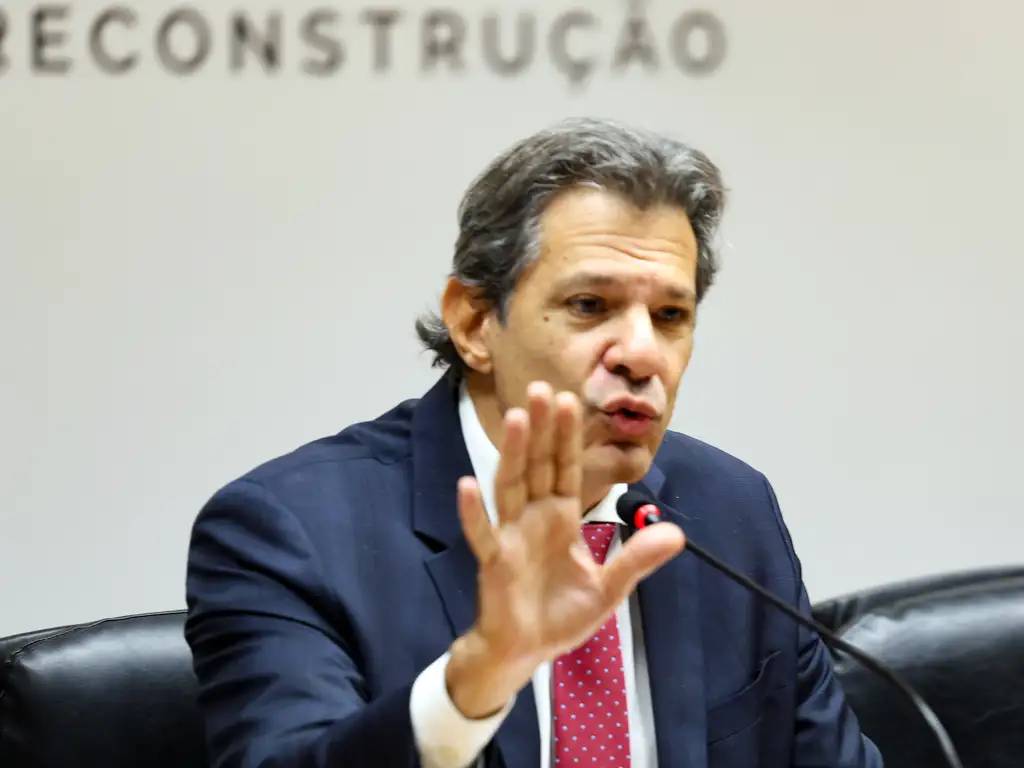 Haddad diz que debateu IOF com Lula e que medida estava em debate há bastante tempo