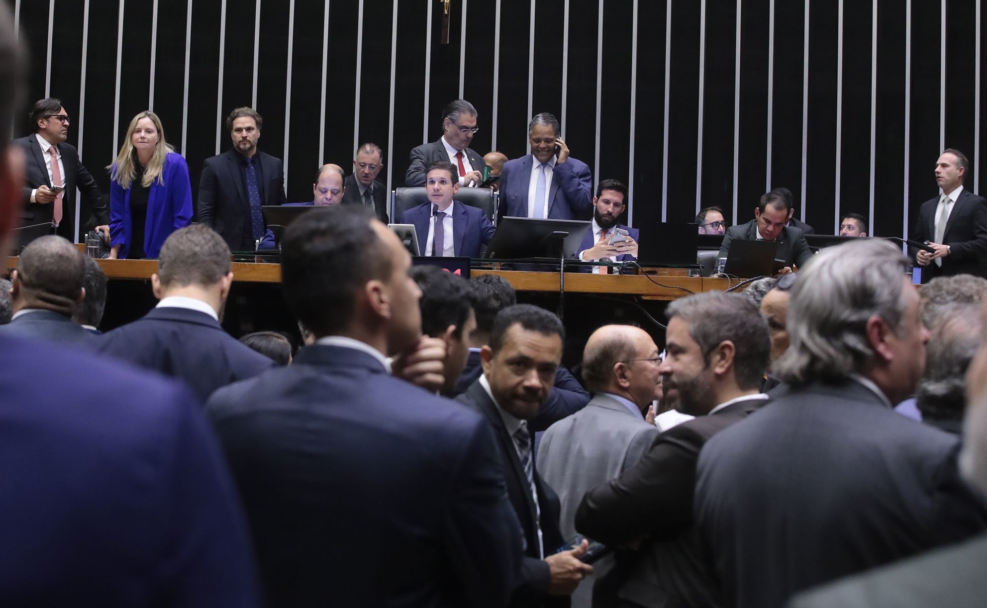 Veja como votou cada parlamentar no projeto que aumenta número de deputados