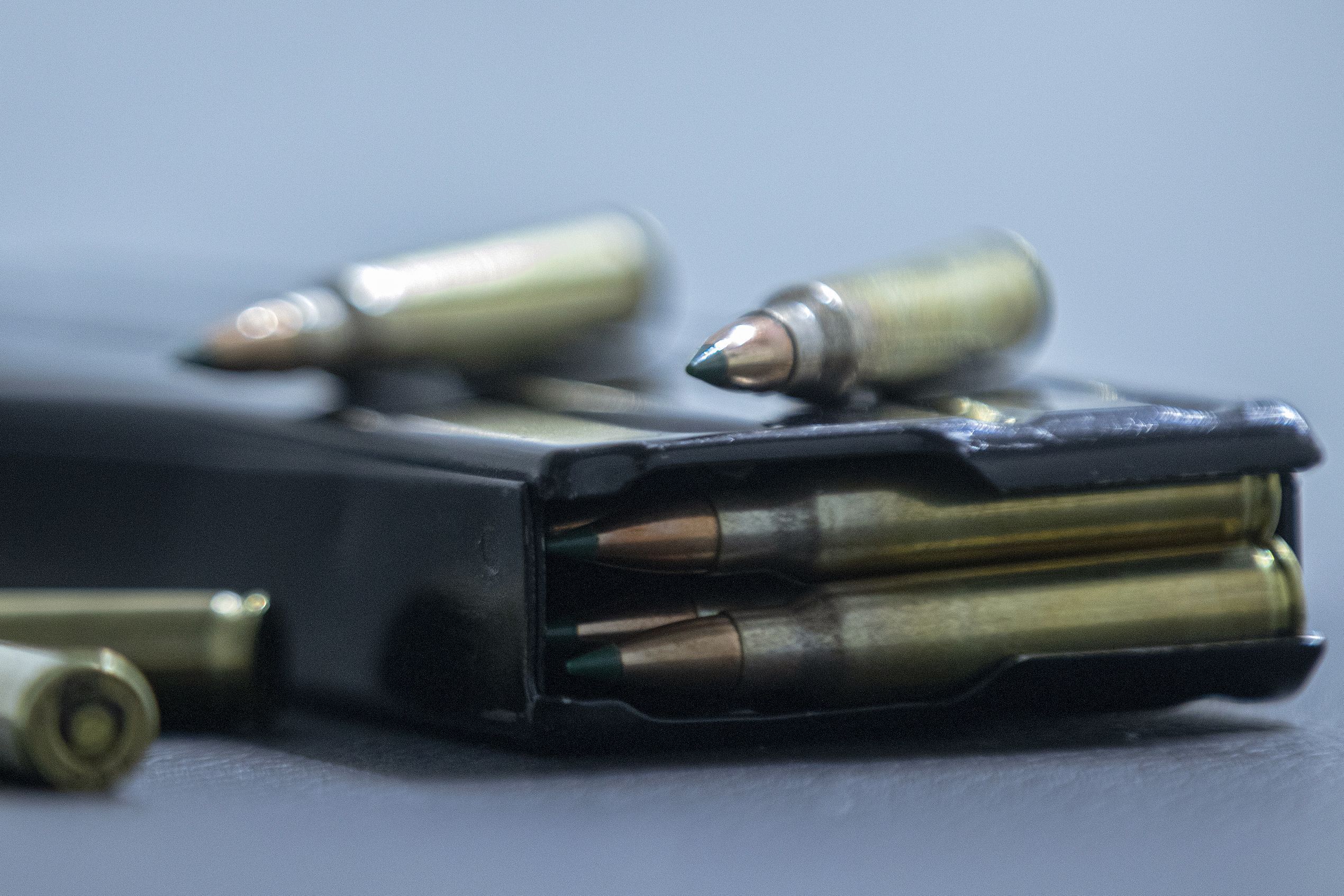 Exército transfere para Polícia Federal o controle de armas de CACs