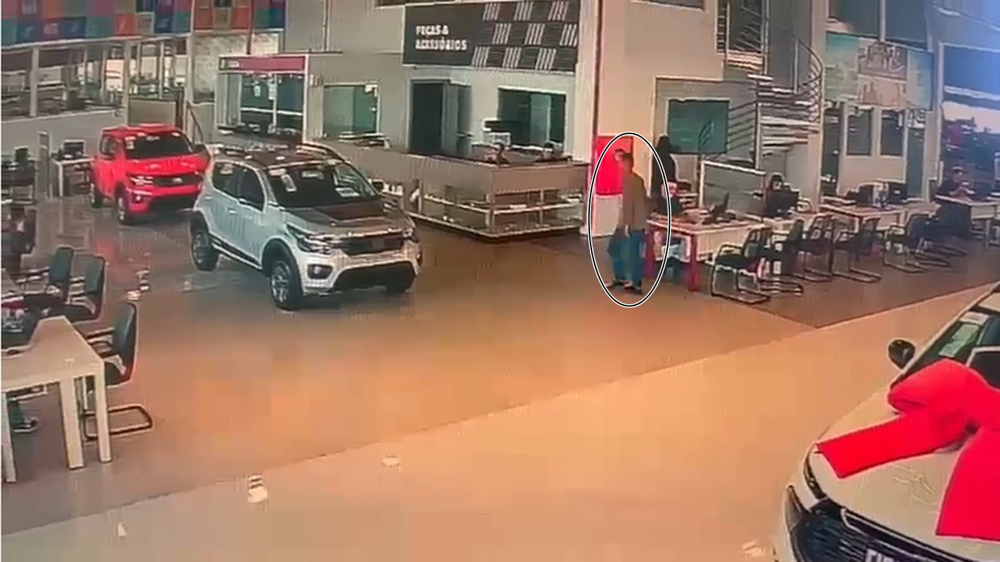 Ladrão finge ser “amigão da galera” e furta carros em concessionárias