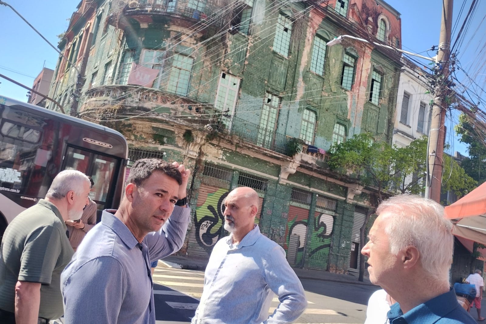 Na Cracolândia, Mello Araújo diz que centro está “quase sem droga”