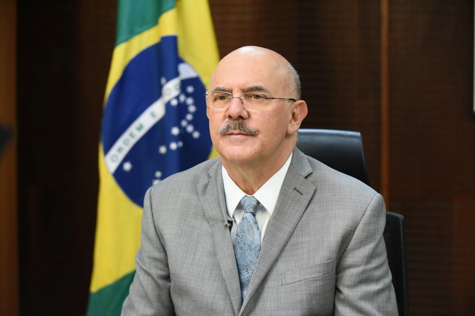Comissão de Ética da Presidência pune ex-ministro de Bolsonaro