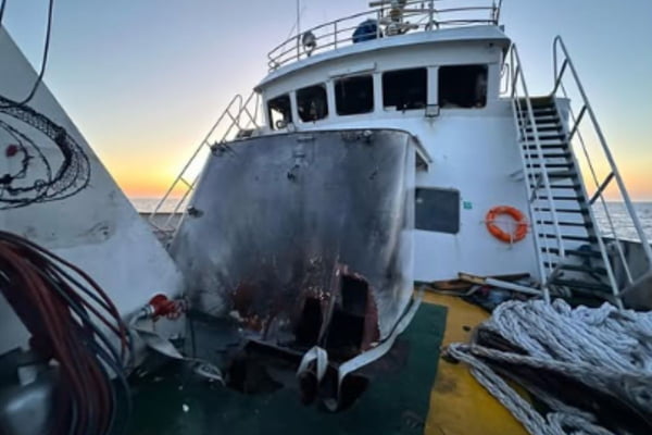 Gaza: navio de ajuda humanitária sofre ataque atribuído a Israel. Veja