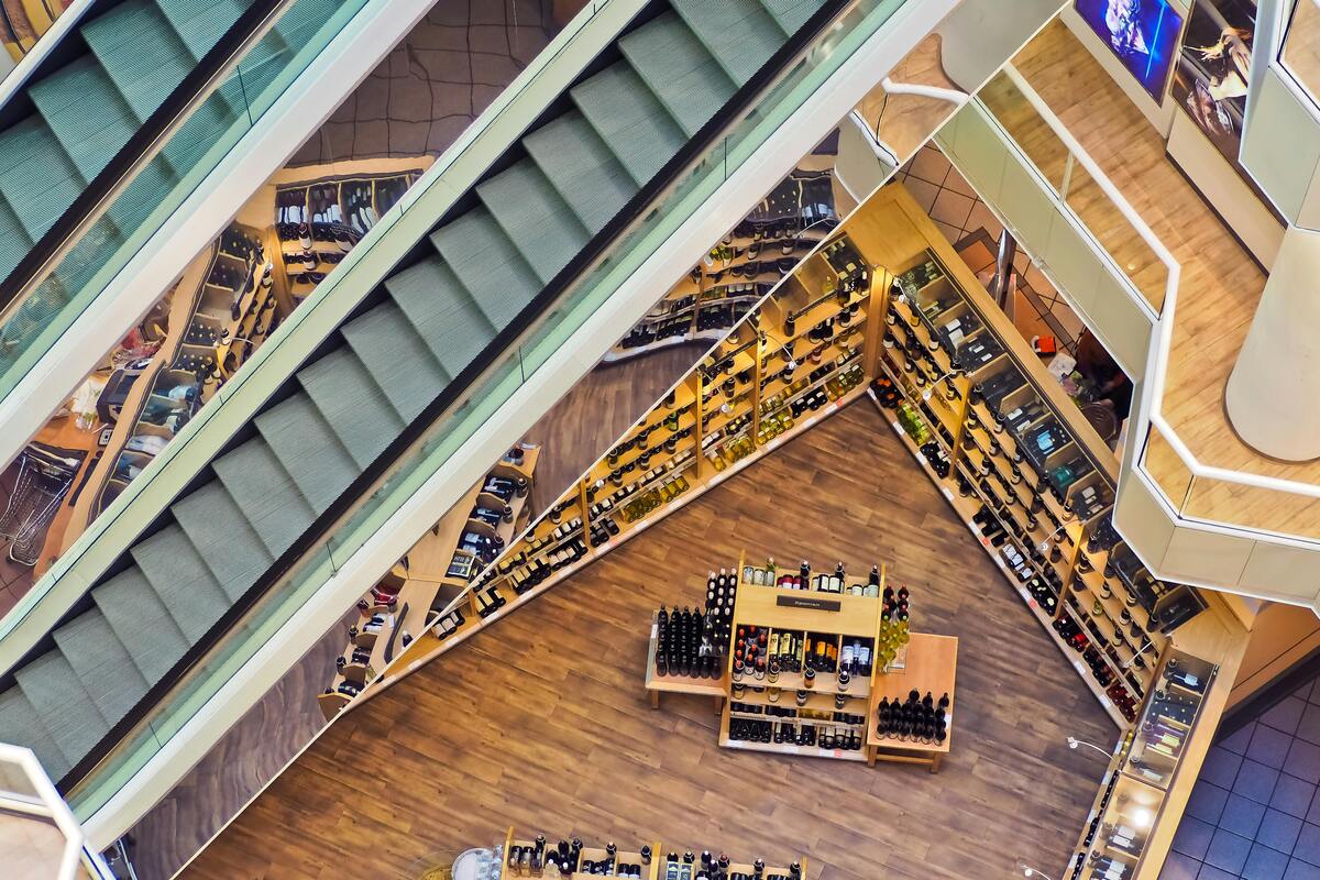 FIIs de shoppings retomam fôlego, mas dívidas preocupam; veja preferidos do Itaú BBA