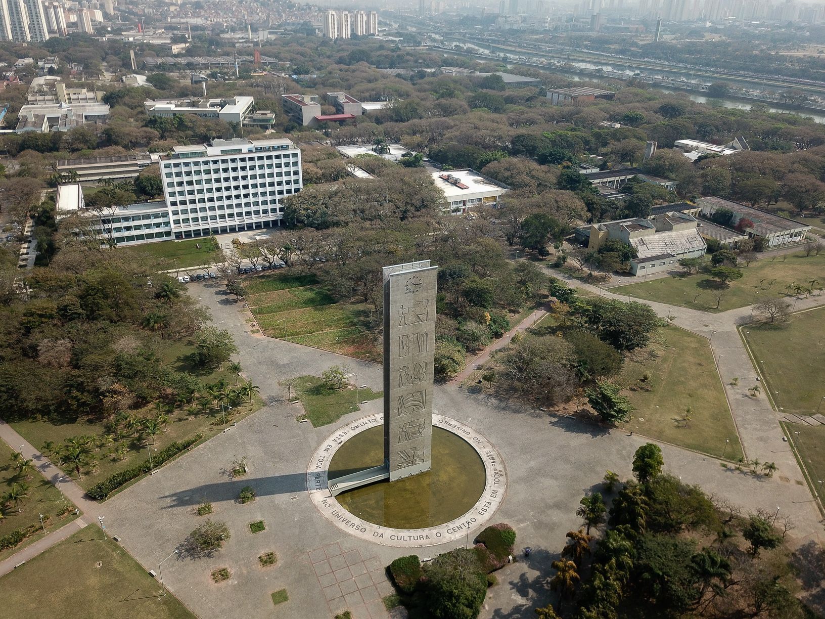 Fuvest divulga data para pedir isenção da taxa de inscrição do vestibular