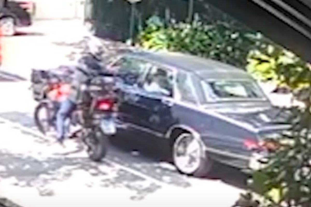 Vídeo mostra Delegado Olim perdendo Rolex em assalto em São Paulo