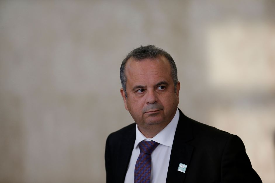 Senador pede ao MPF investigação de associações excluídas pela AGU em ação